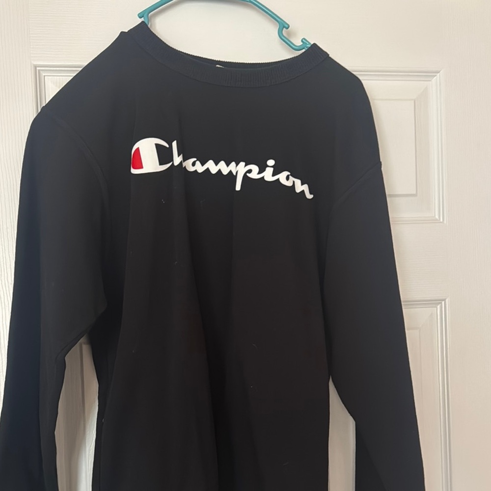 Champion Black Crewneck Sweatshirt